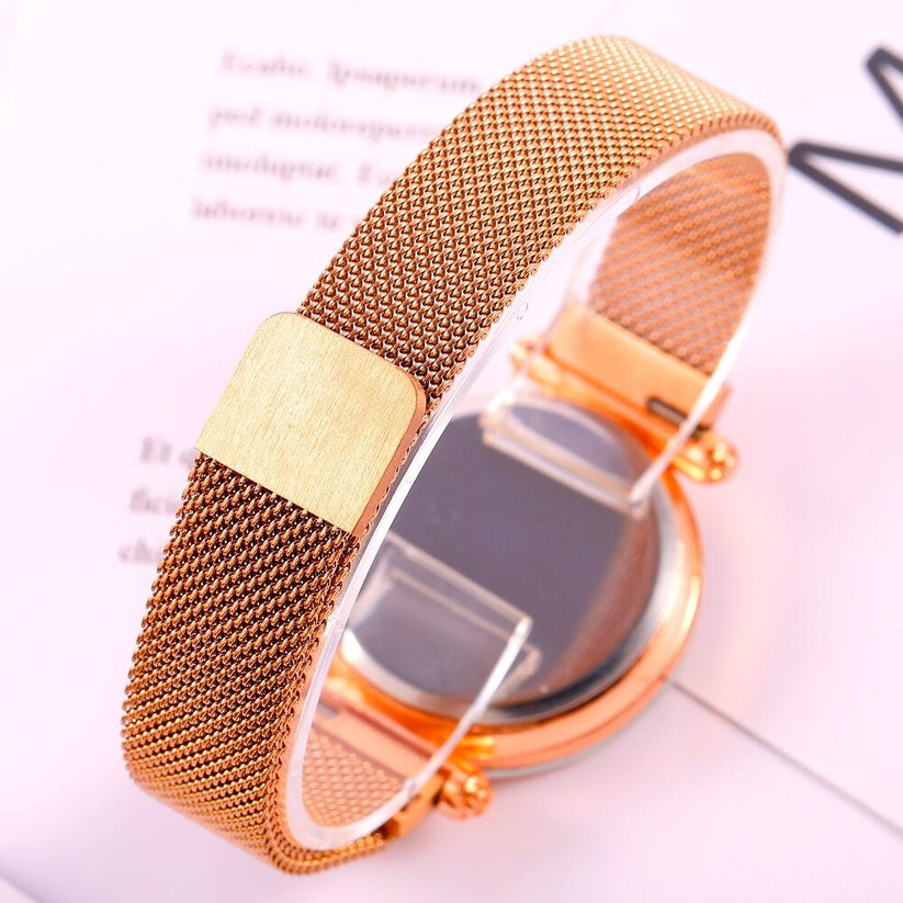 Montre Crystal Stars avec bracelet à fermeture magnétique